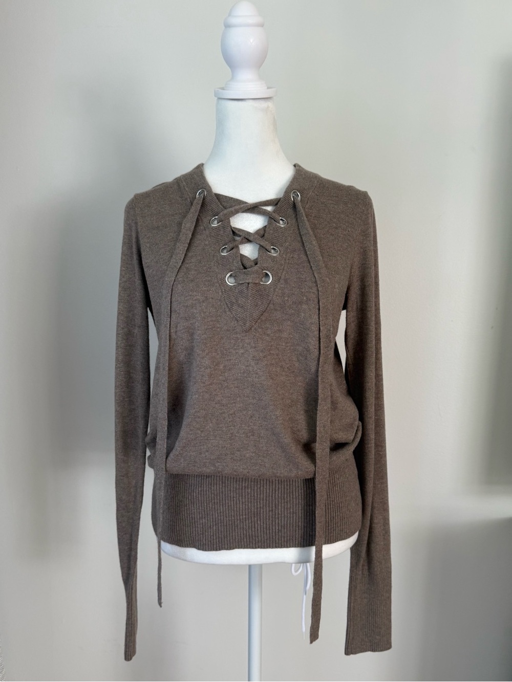 Abercrombie & Fitch Lace-Up V-Neck Pullover - Brown S